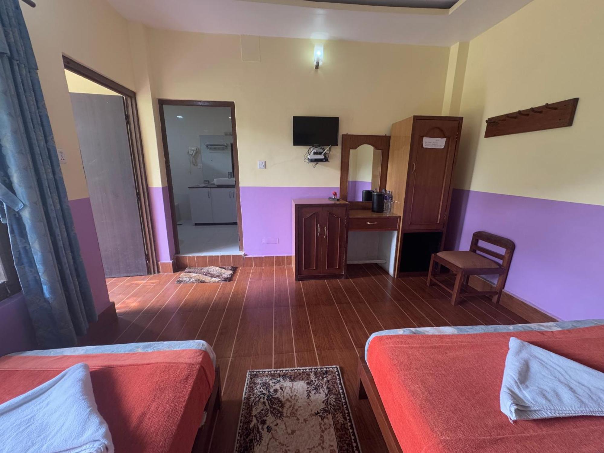 Hotel Jungle Wildlife Camp Sauraha Exterior foto